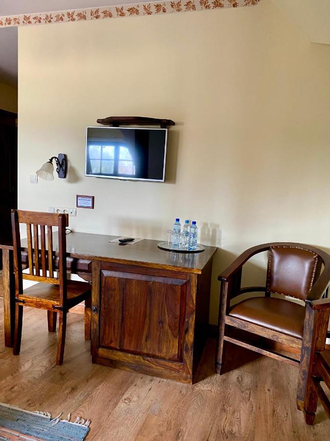 Gosciniec Oycowizna Hotel Lesznowola  Buitenkant foto